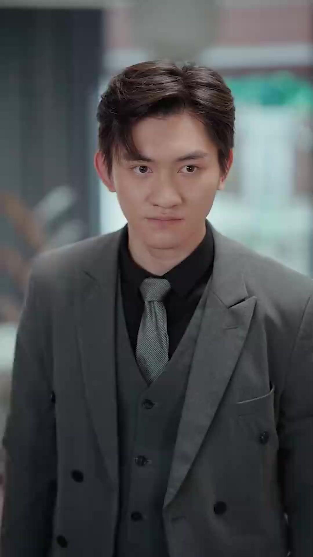 Ay Işığı Hala Parlak