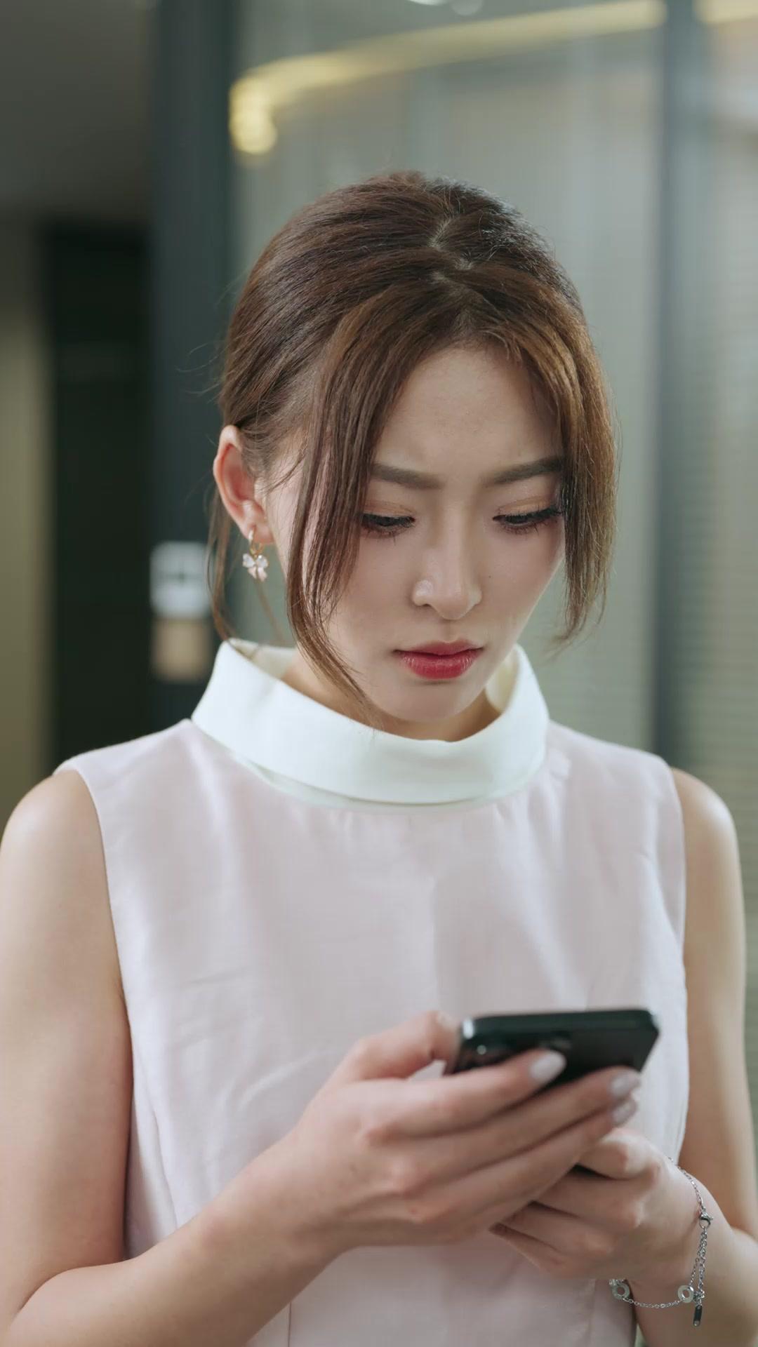 Lawan Fitnah, Rebut Kembali Mahkotaku