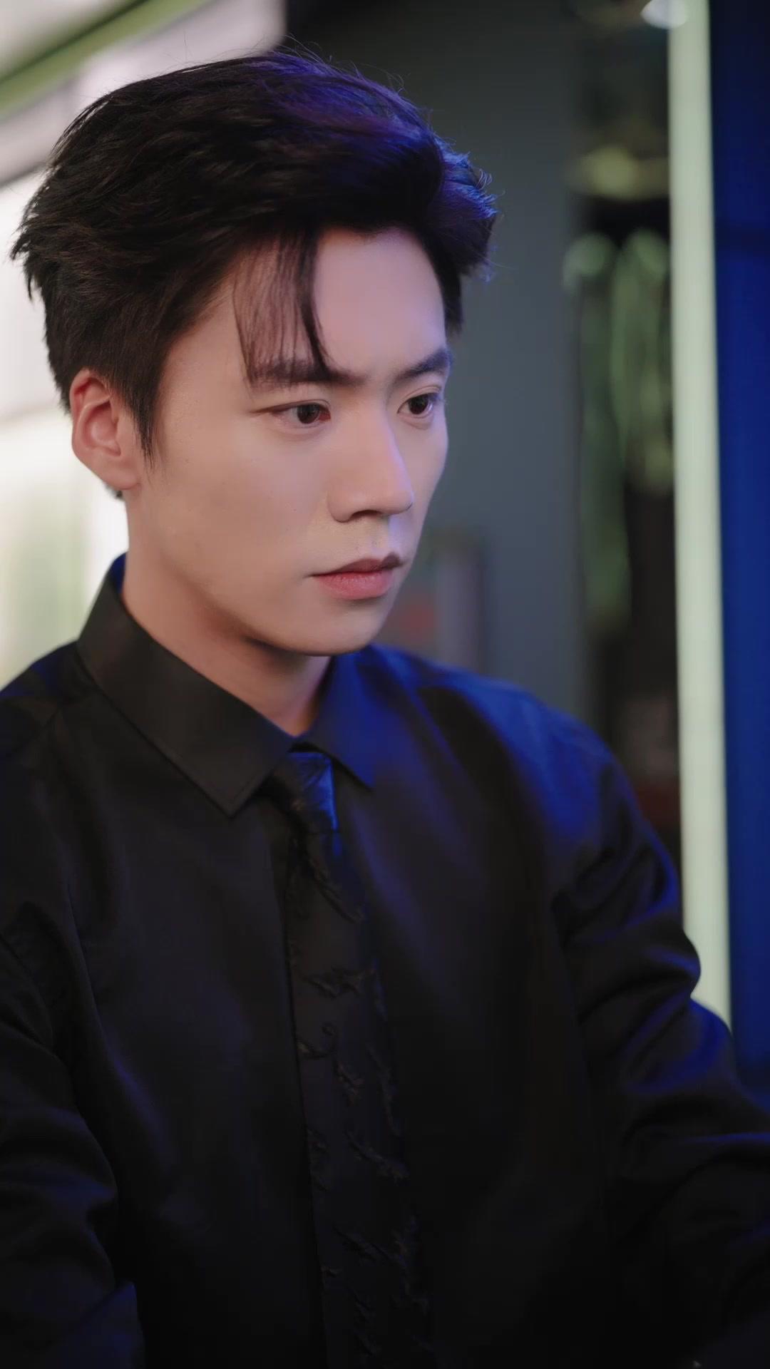 O Marido Grudento que Helena Encontrou