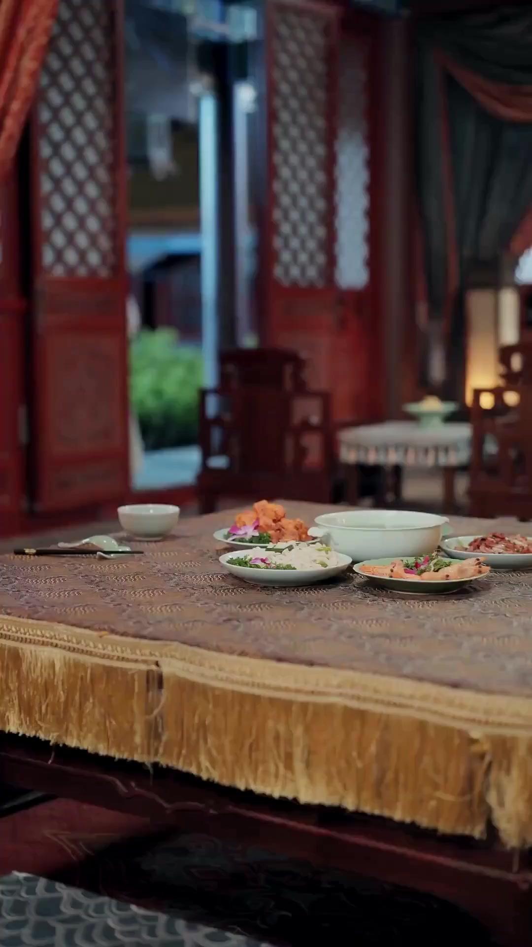 (Dubbed) Wow! Nap Girl Runs the Harem