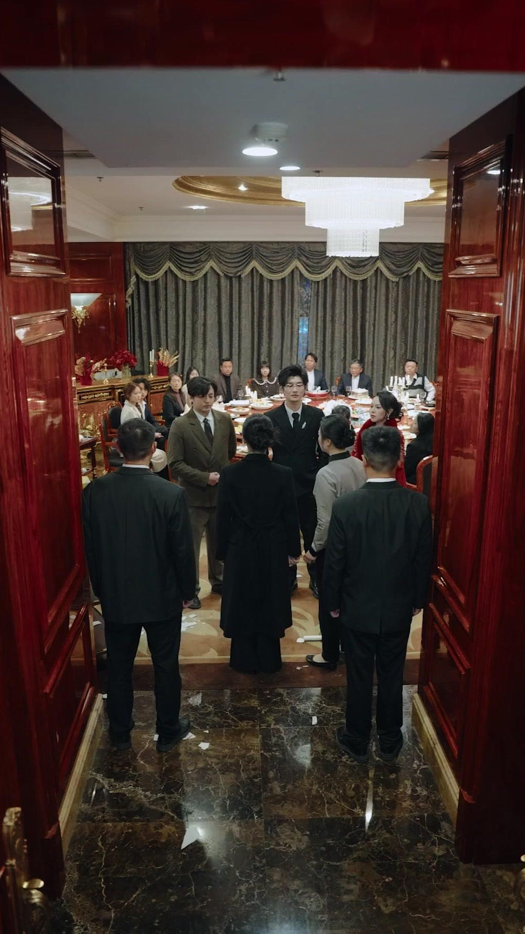 Reborn to Pick: Genius Son or Grateful Girl?