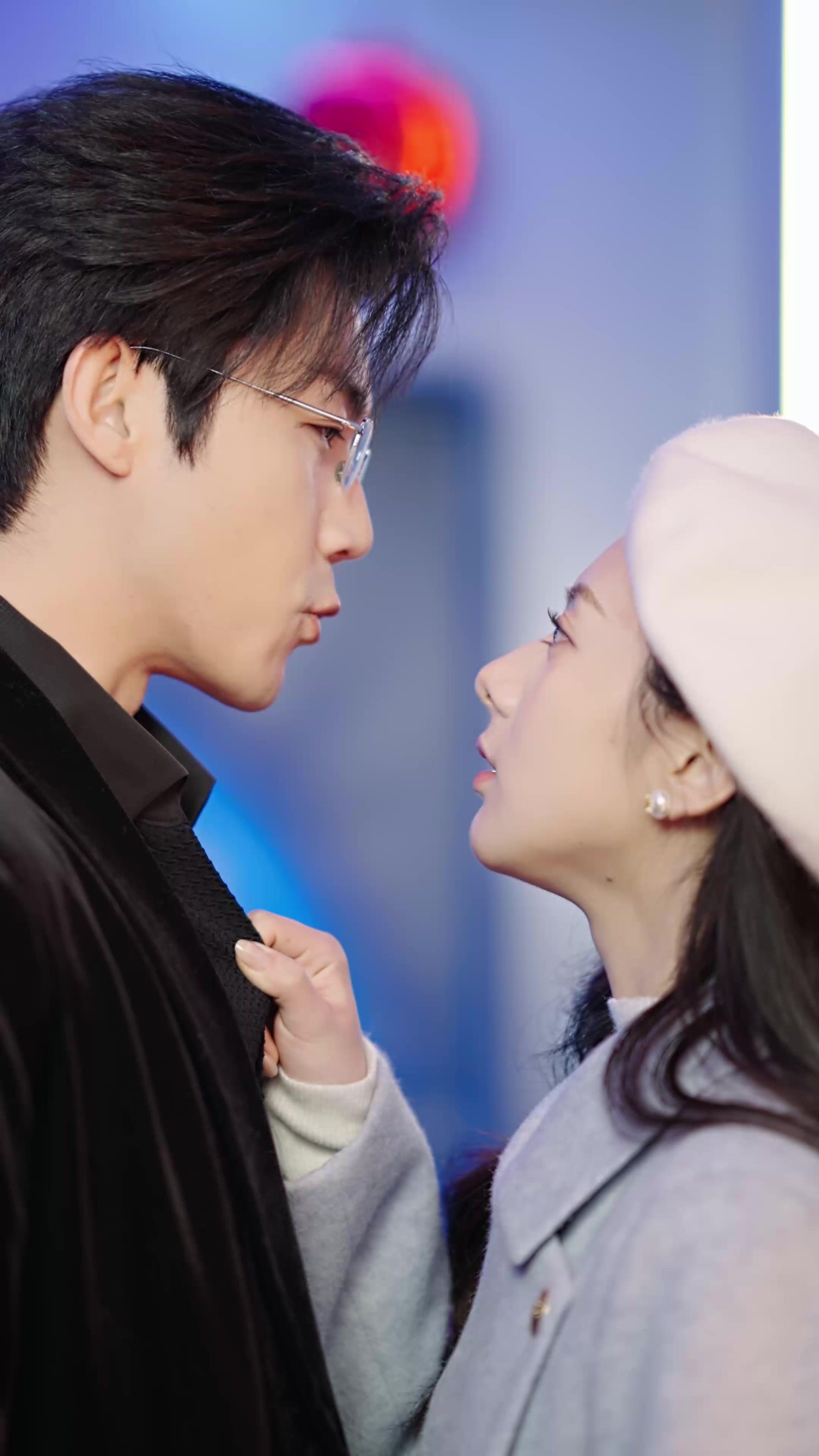 撩到個大佬，他超會撐腰的