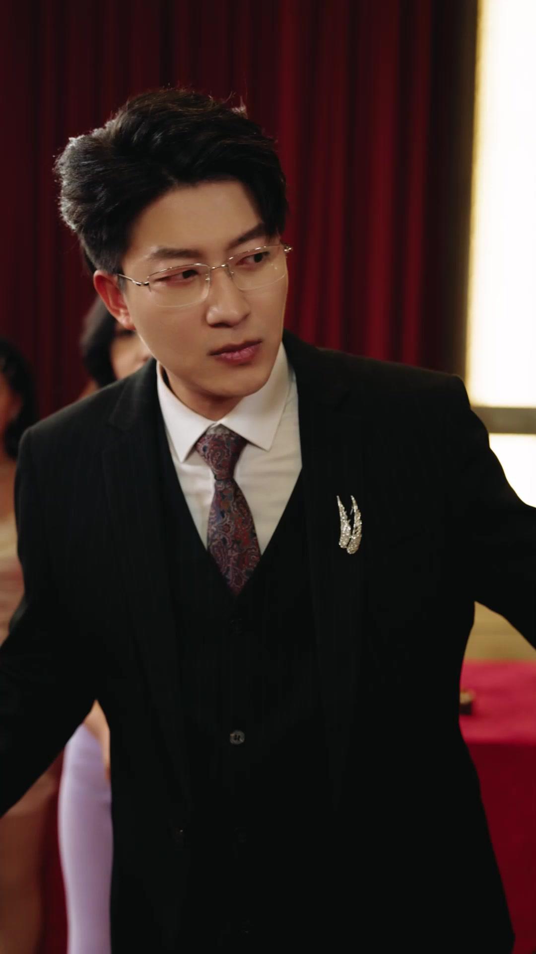 Pelakor Naik, Istri Sah Tersingkir?