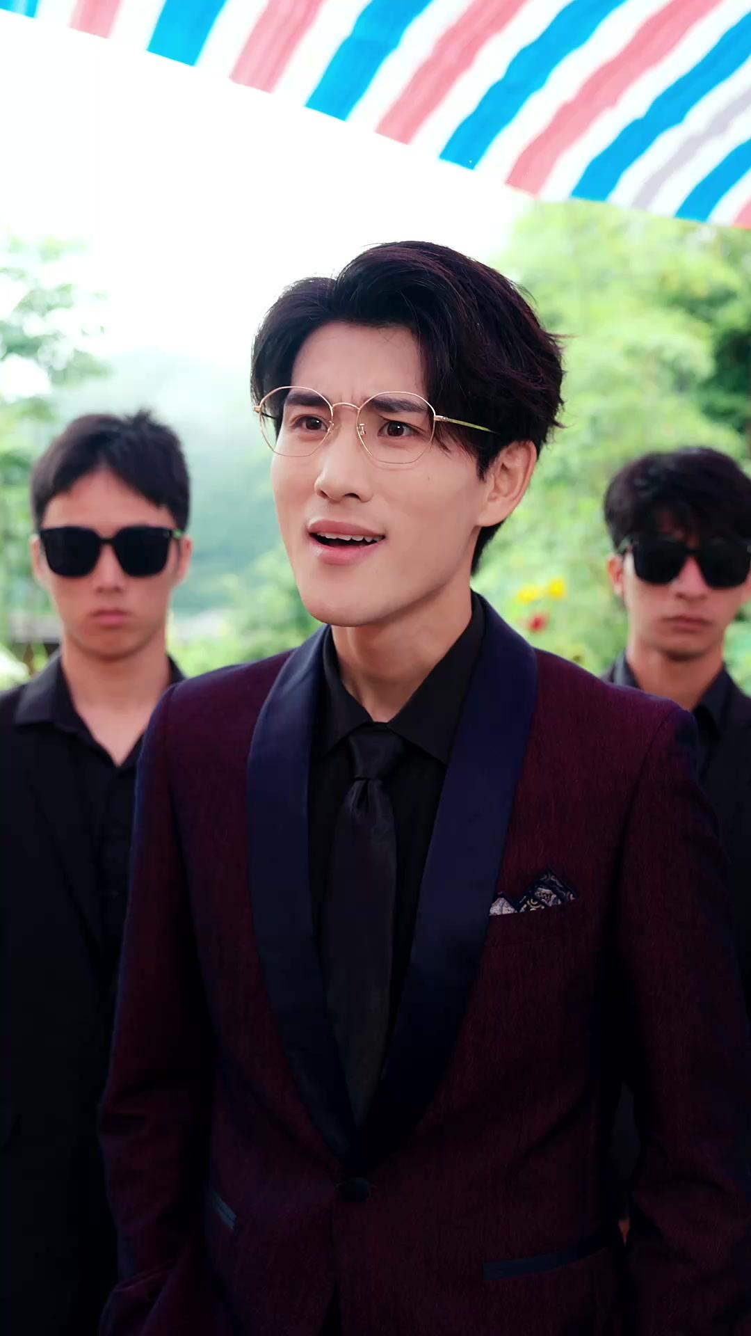 Tersamar Cinta Sang Miliarder