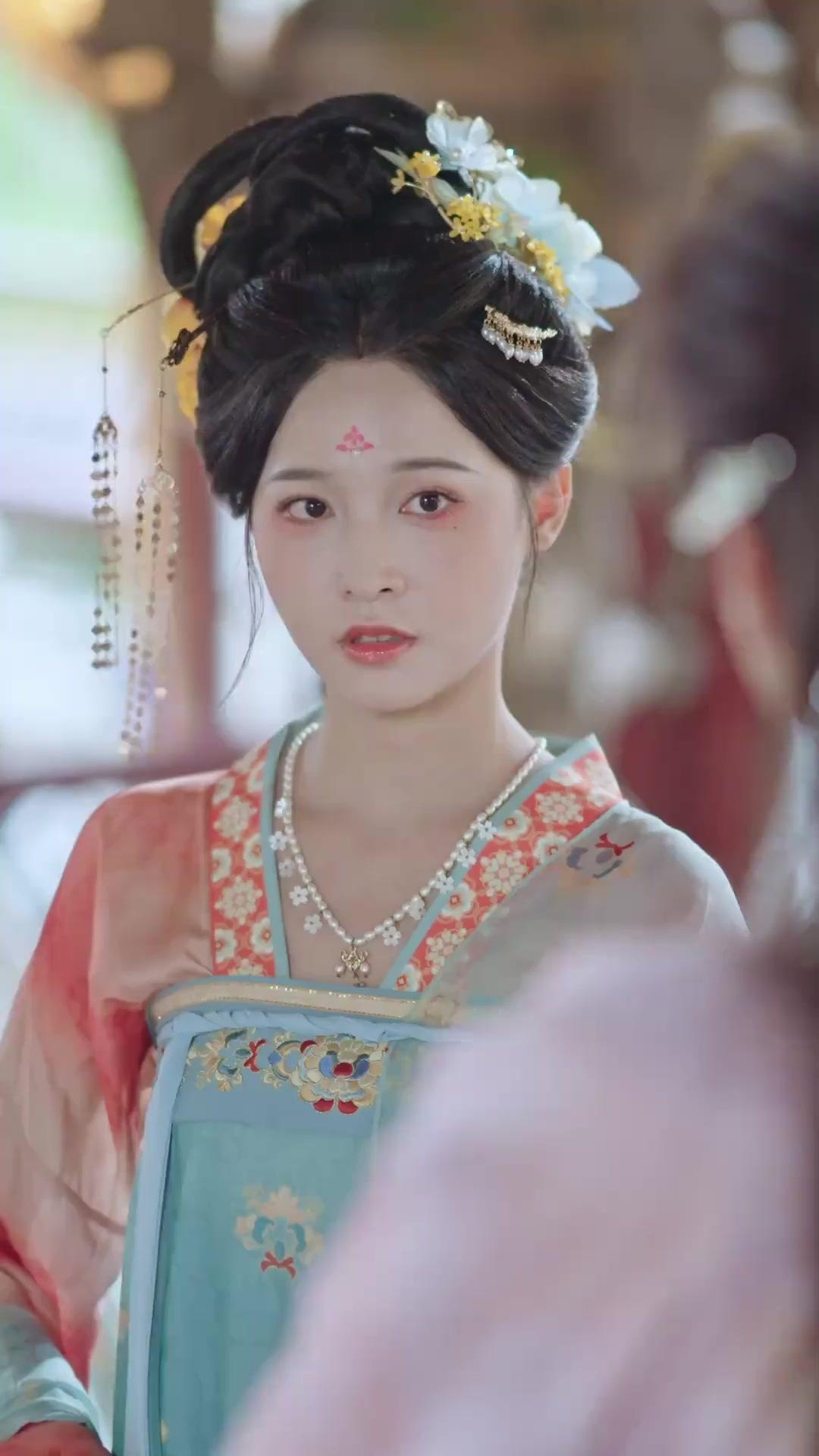 비틀린 운명의 서막