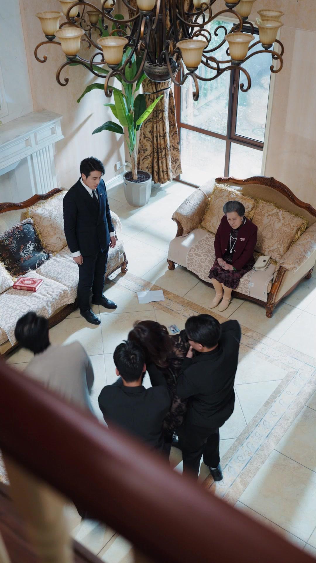 Cinta Wanita Suci yang Terputus