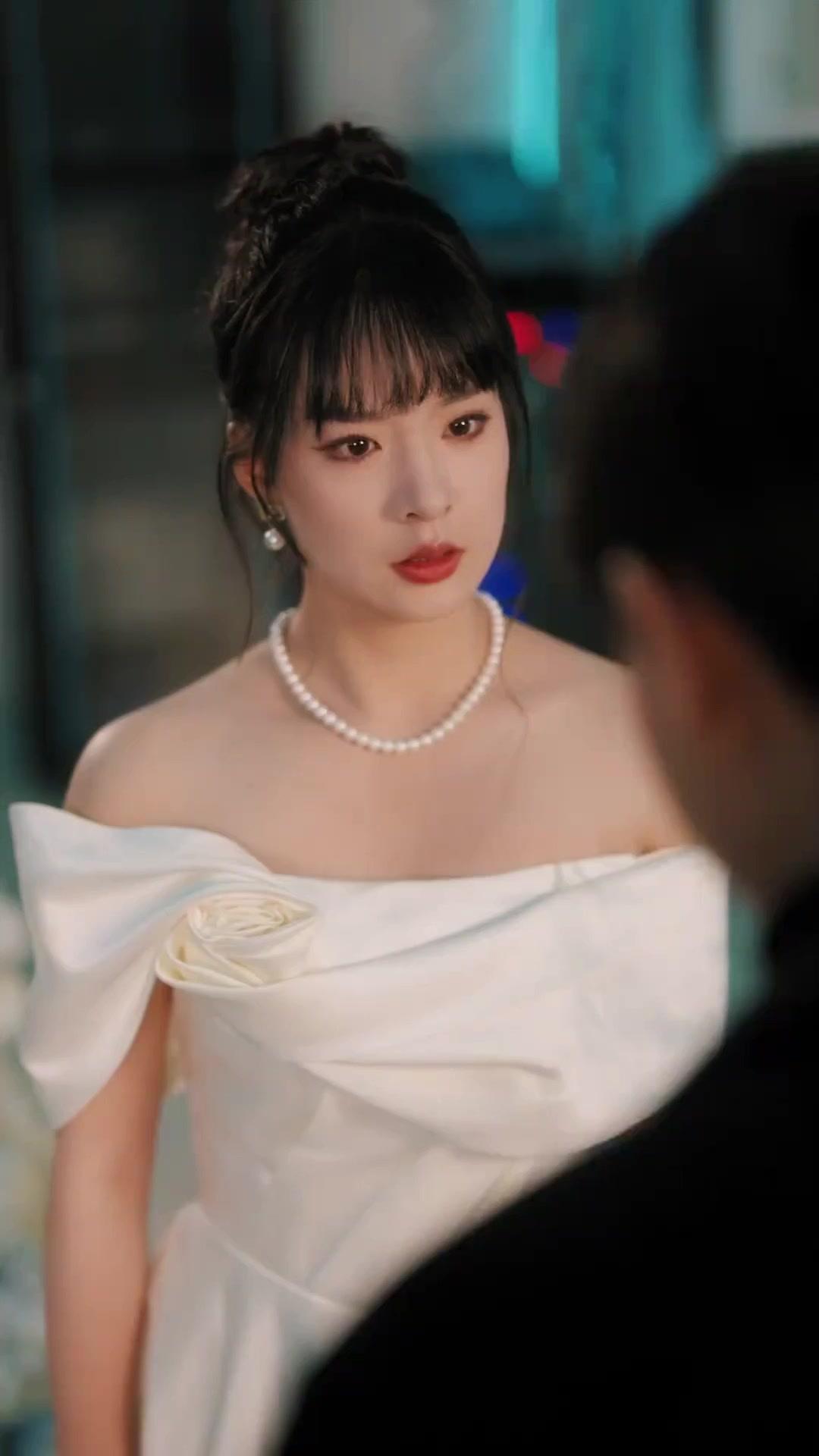 (吹き替え) 俺の死で終わるはずの愛