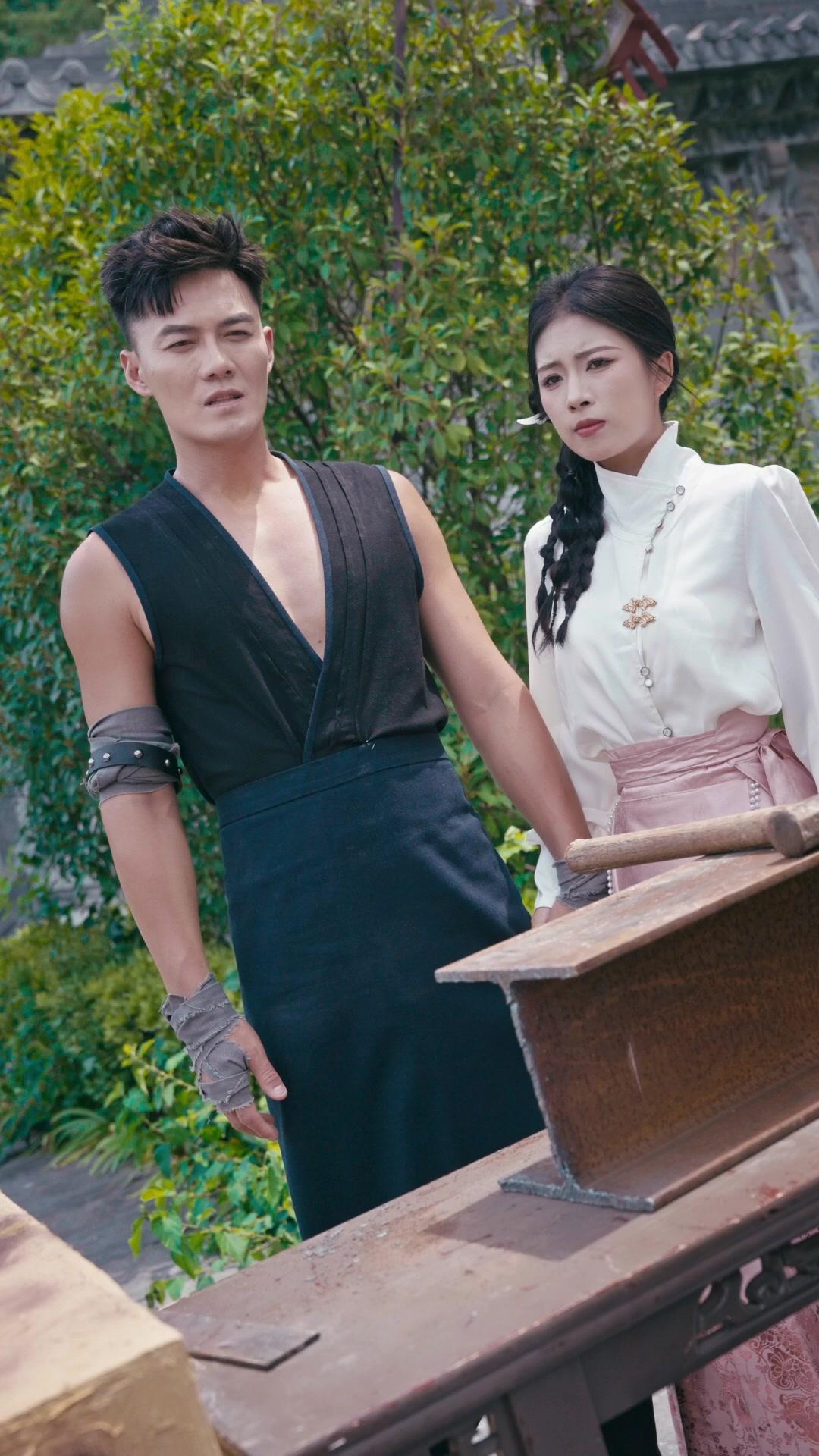 Der Gott der Klingen