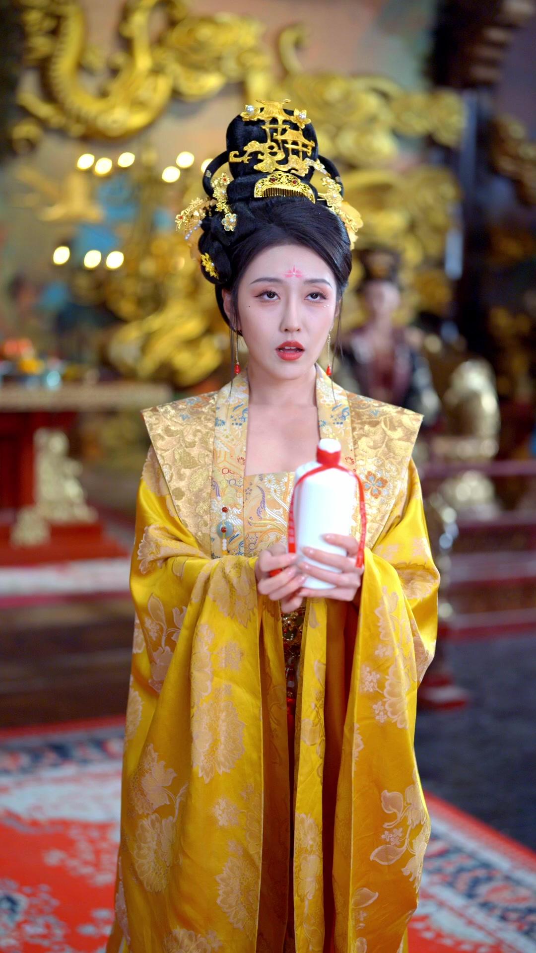 Sandiwara Kaisar Palsu