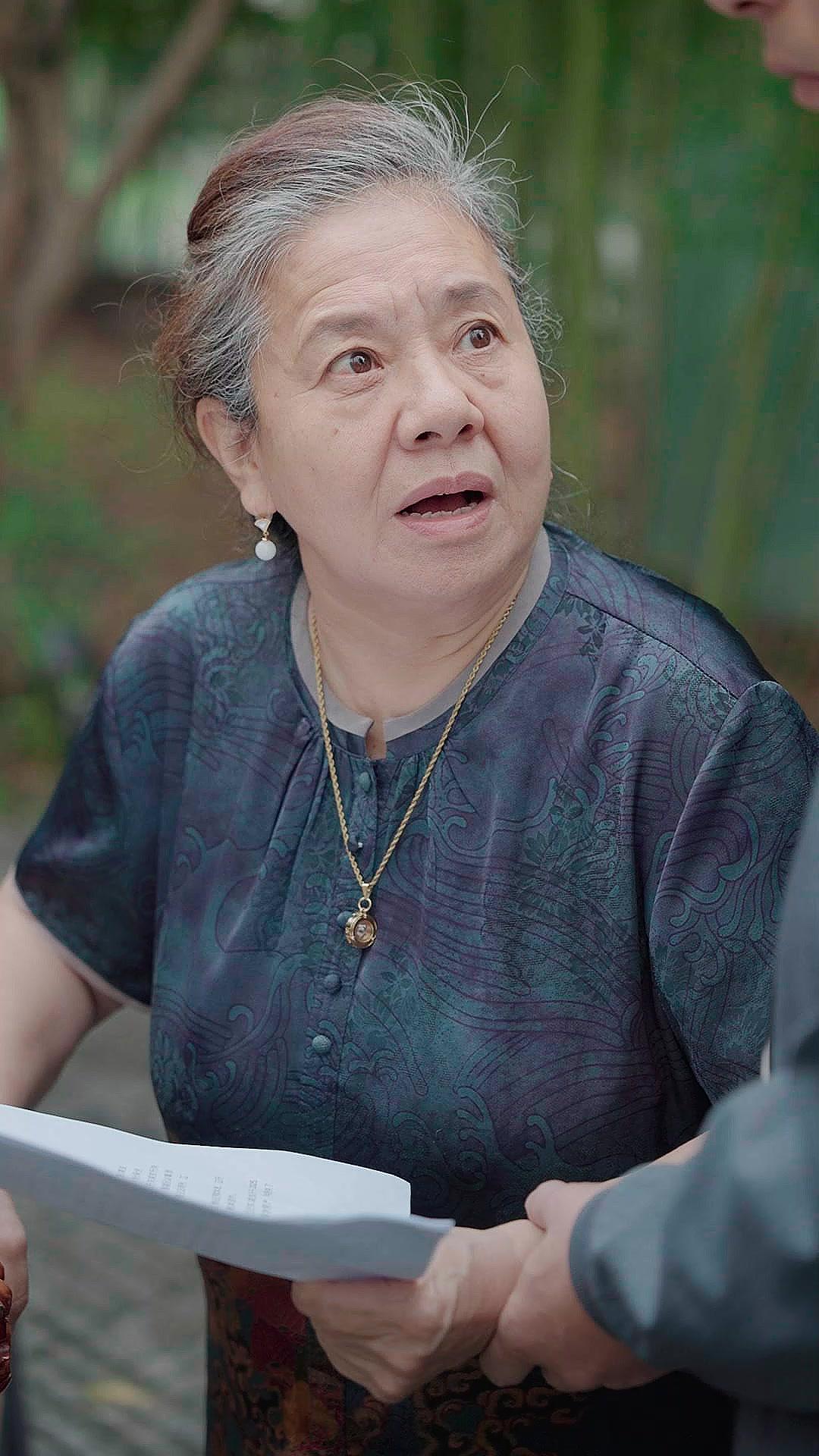 De esposa sumisa a reina indomable