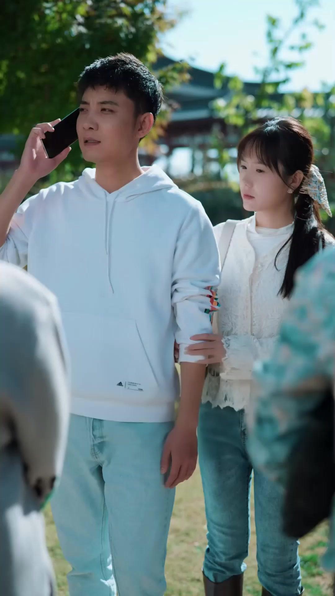 Entre Mentiras e Amor