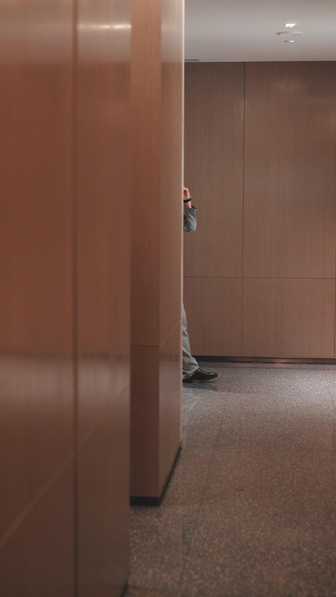 Cinta Terkoyak Malam Pertama 