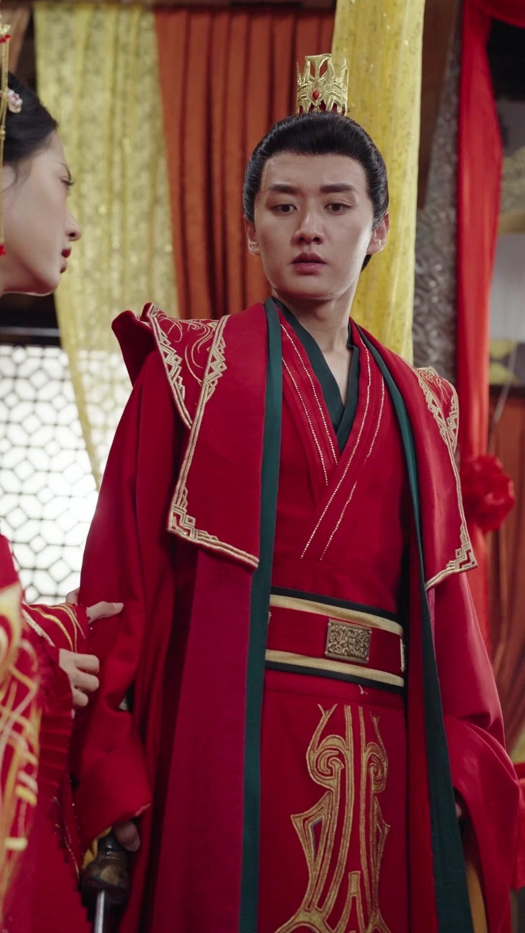 QUI EST LA VRAIE REINE ?