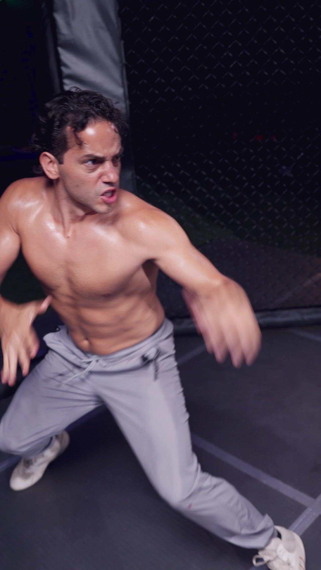 Rey bastardo de la jaula