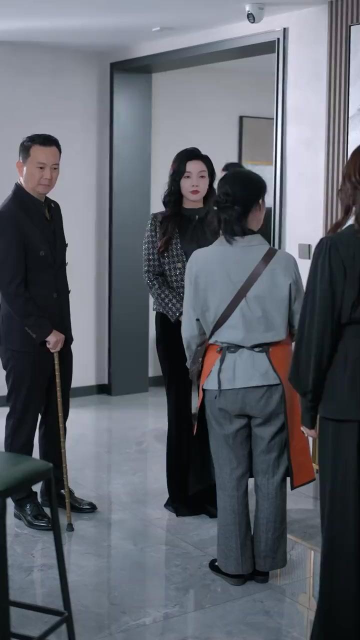  Setelah Putriku Memfitnahku, Aku Tertawa