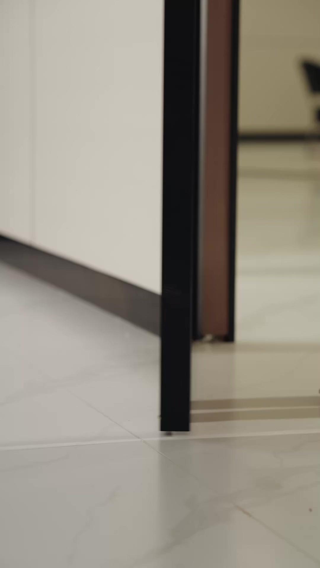 Kasih Hilang, Takdir Terpisah