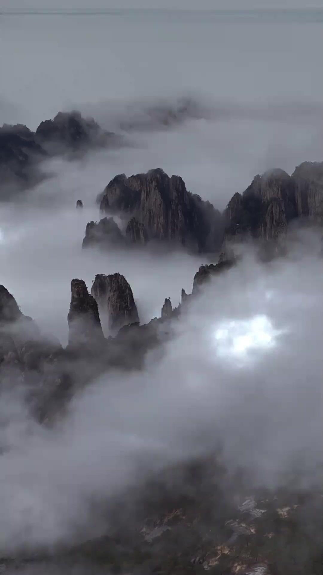 Garisan Merah Pendeta Langit