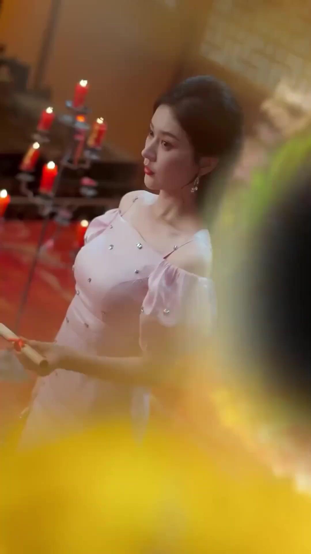 الحب مقابل العمر