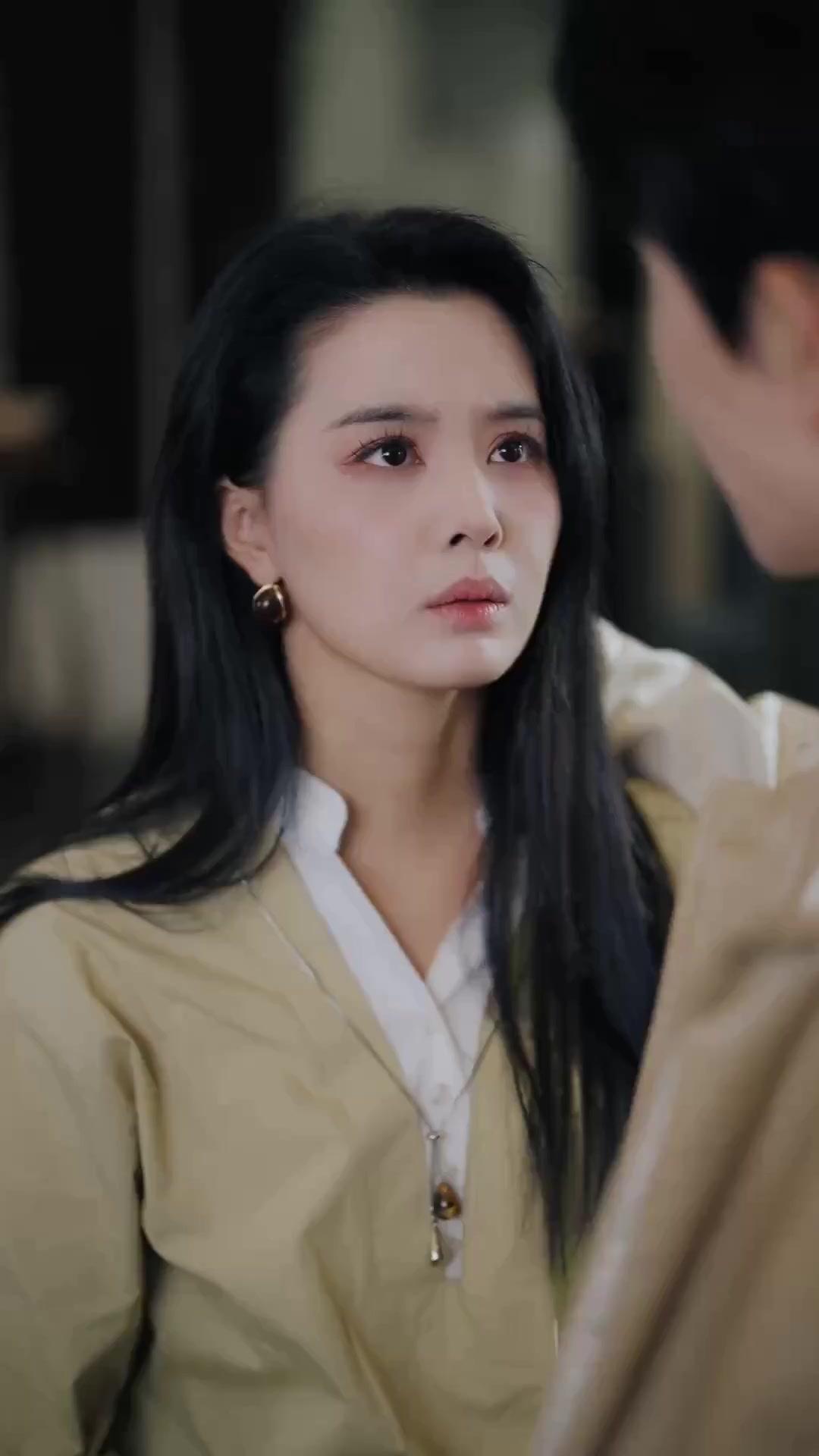 (더빙) 빙의 첫날, 약혼남 쟁탈전?