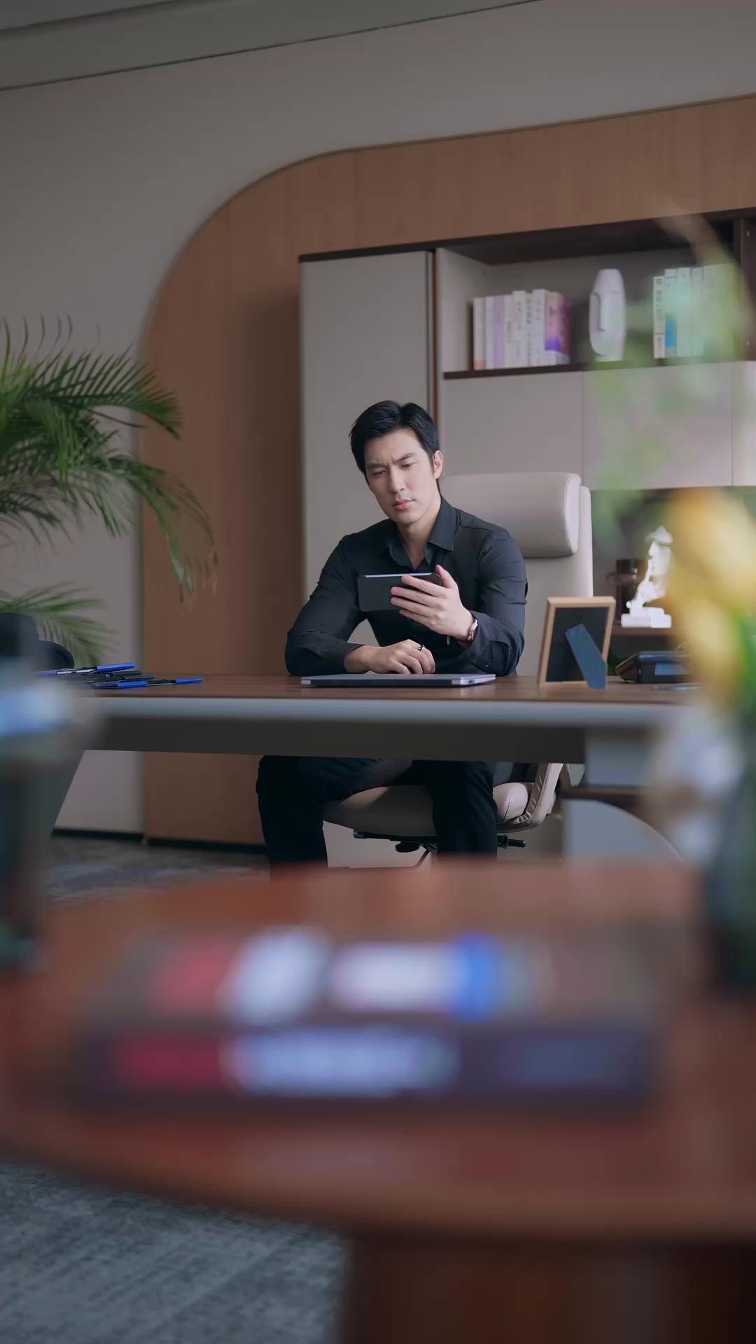 Caged by My Psycho Ex