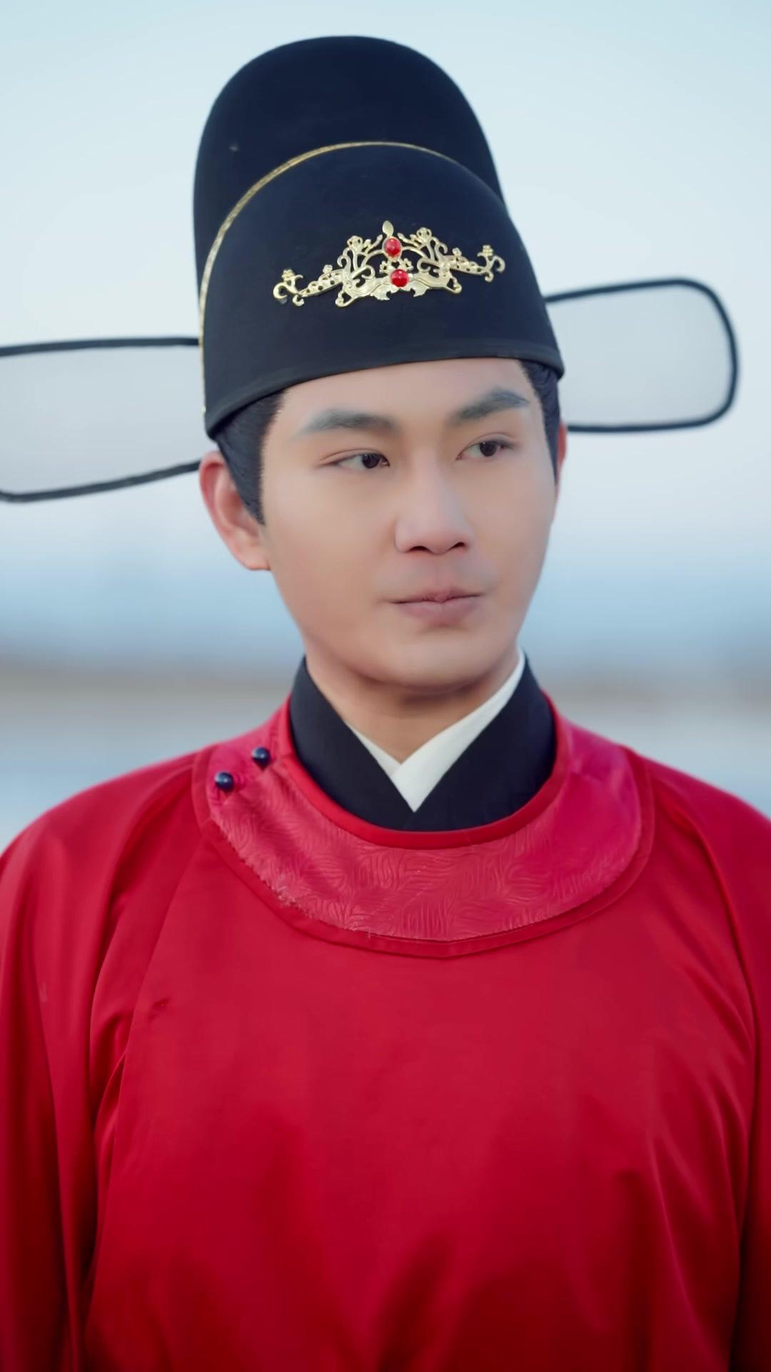 渣夫跪好，朕來了