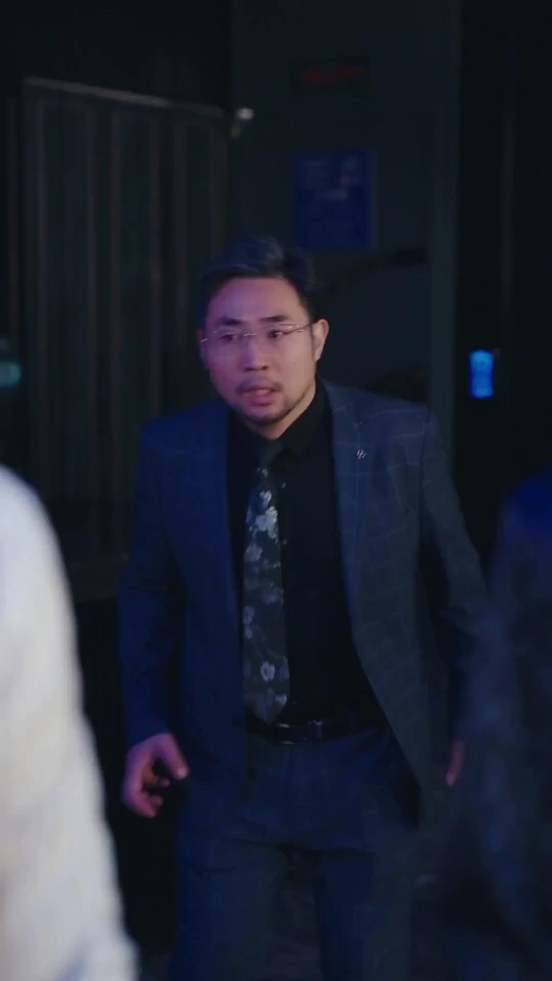 (더빙) 감옥에서 군림까지