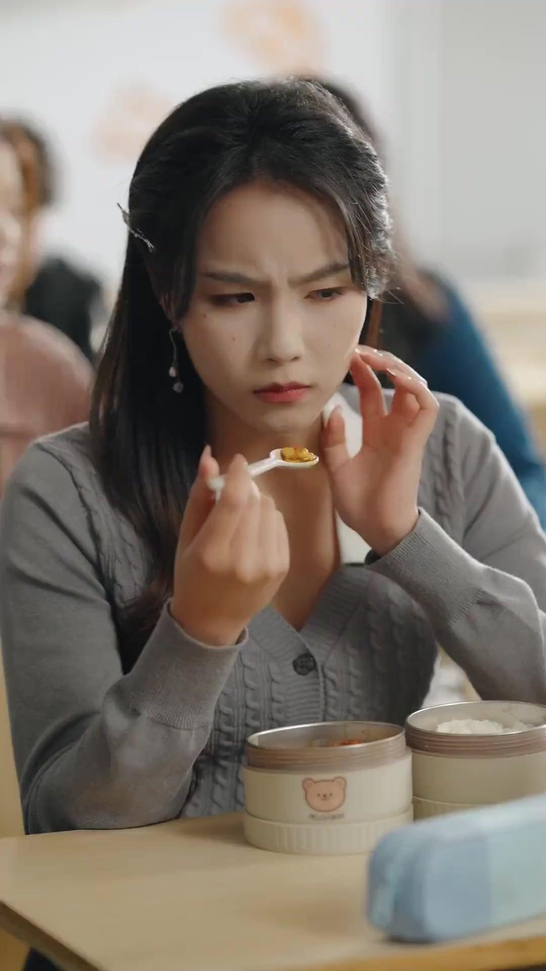 (Dubbed)Reborn to Crowned Love