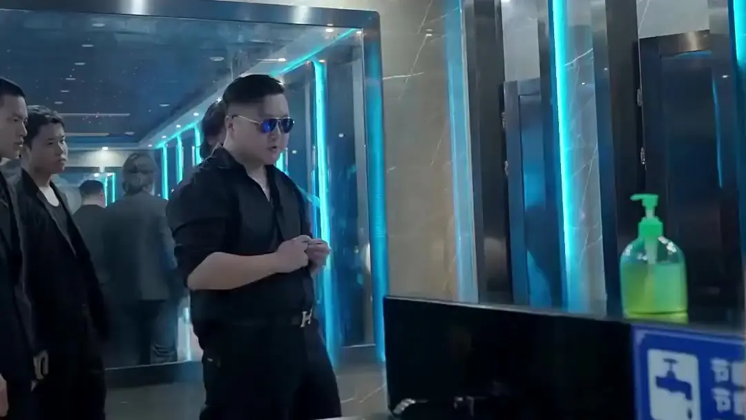 (Sulih Suara) Semakin Boros, Rezeki Justru Lancar: Ketika Cinta Menjadi Game Statistik