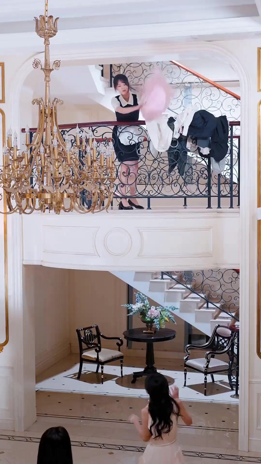 (더빙) 우리집 메이드는 궁녀 출신