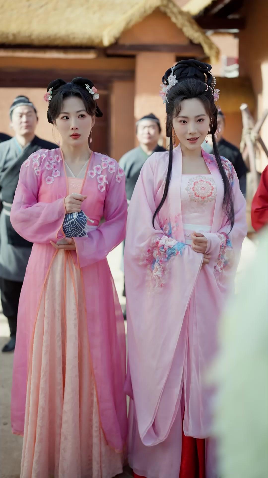 Reborn as the Village's Only Man! 