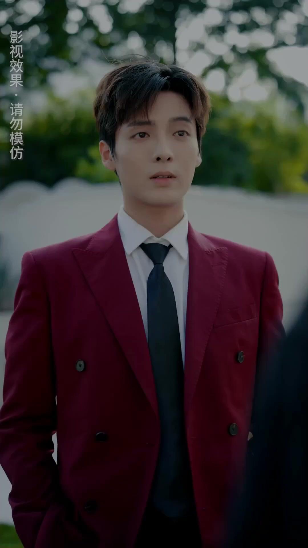 Tejebak di Dunia Hiburan