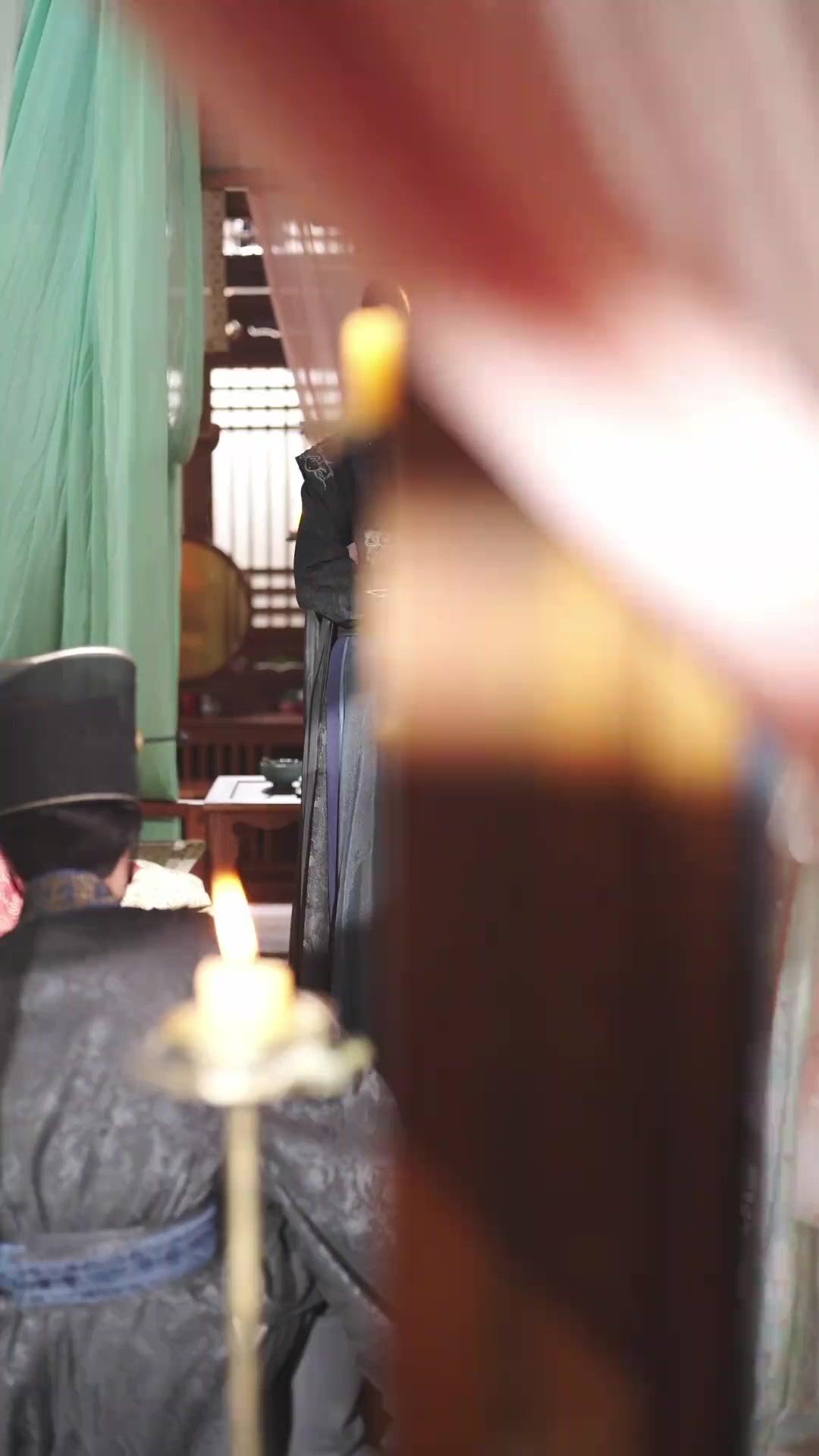 Bạch Mã Trong Mây Khói