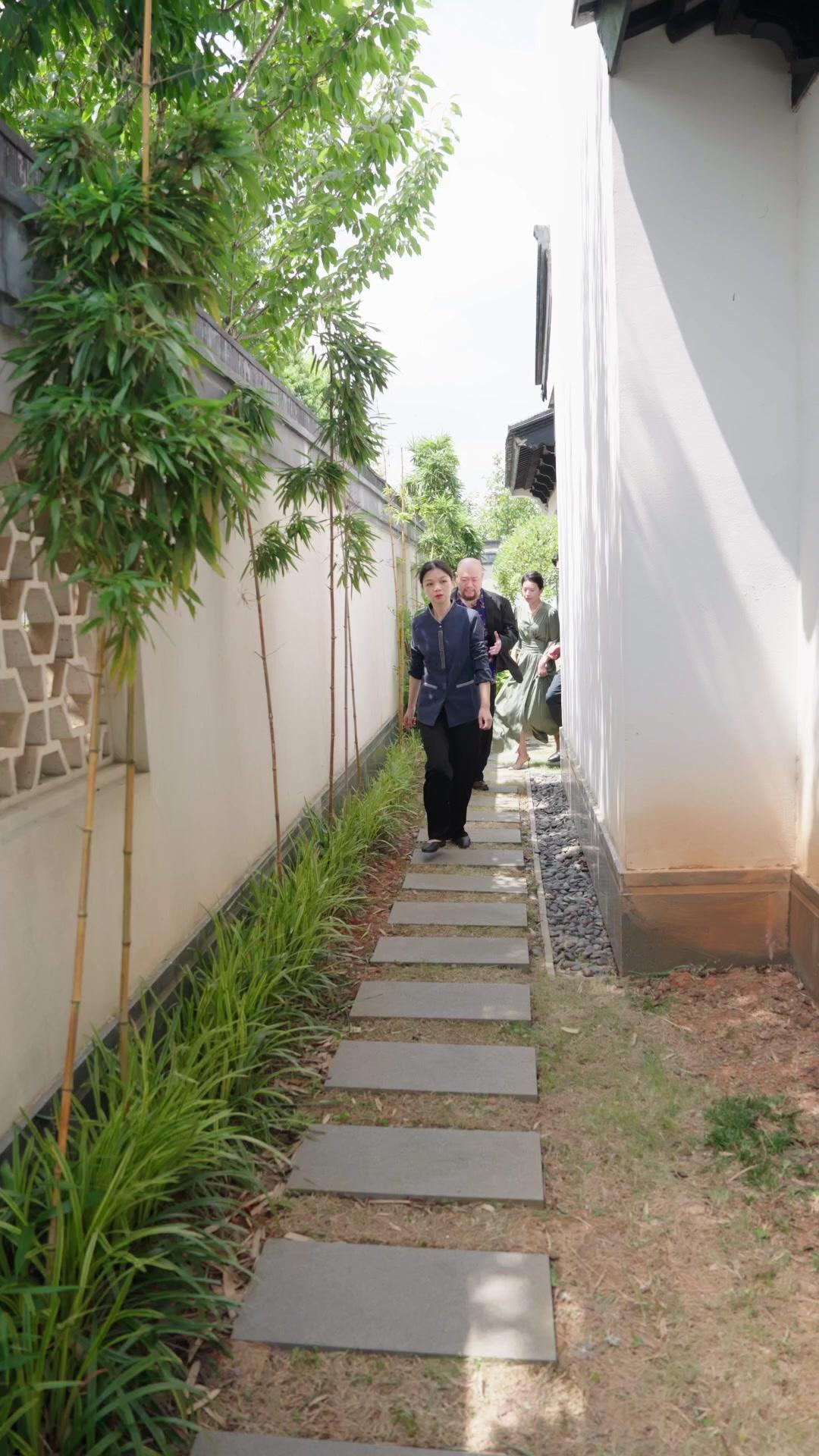 Si Penjinak Hati dan Hewan