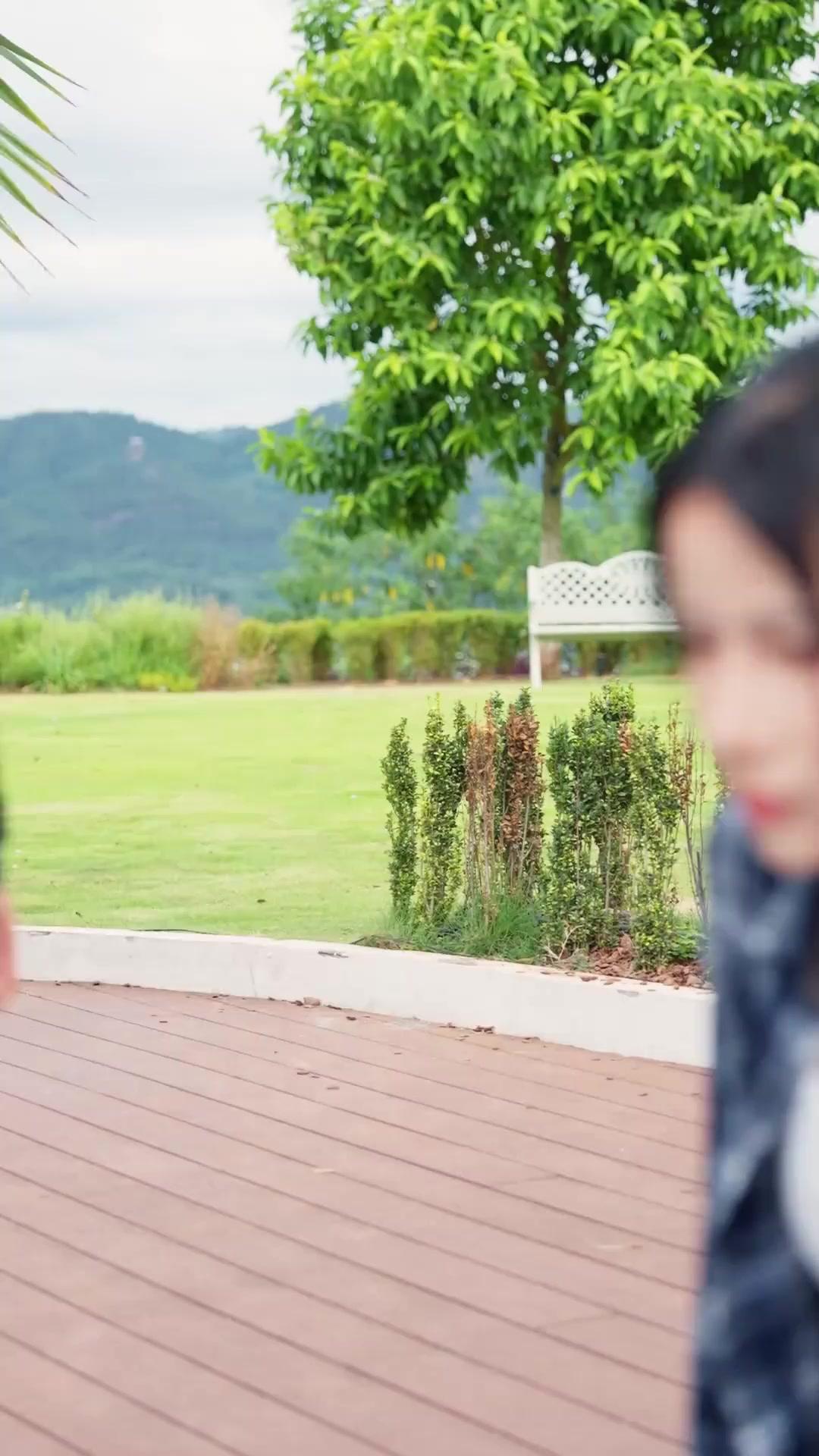 สลัดปีกจากกรง