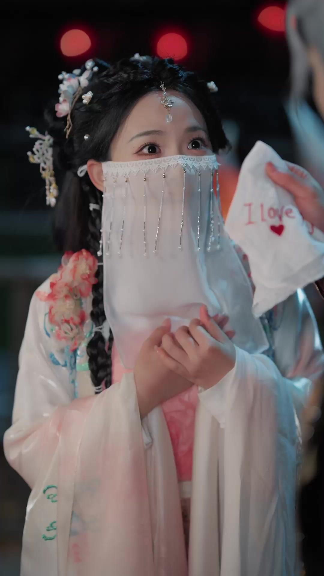 Rinata per Salvare il Mostro