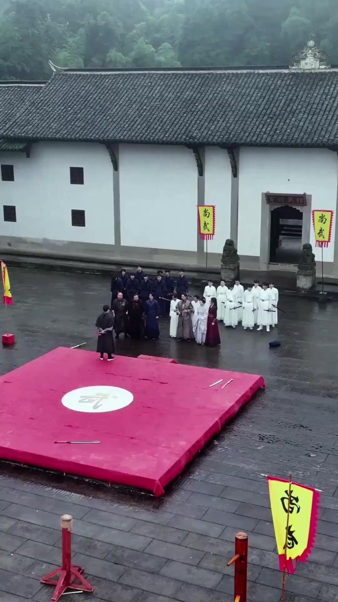 (더빙) 폐물의 칼, 강호를 찢다