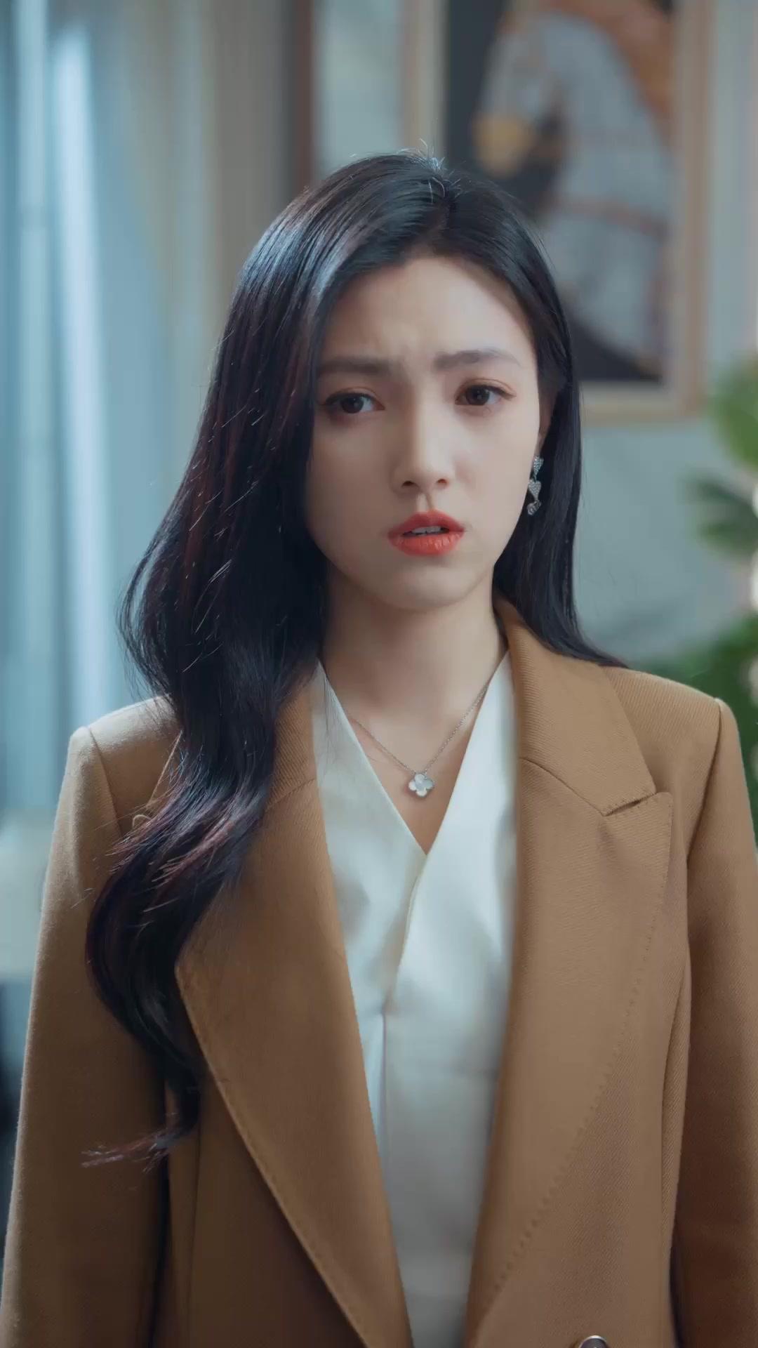 Bankrupt Husband, Old-Money Lover