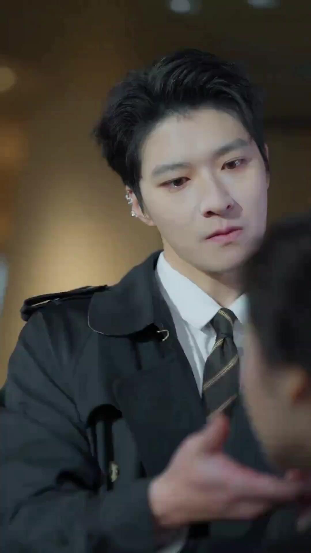 (Dubbed) Step Aside, the Real Heir is Back