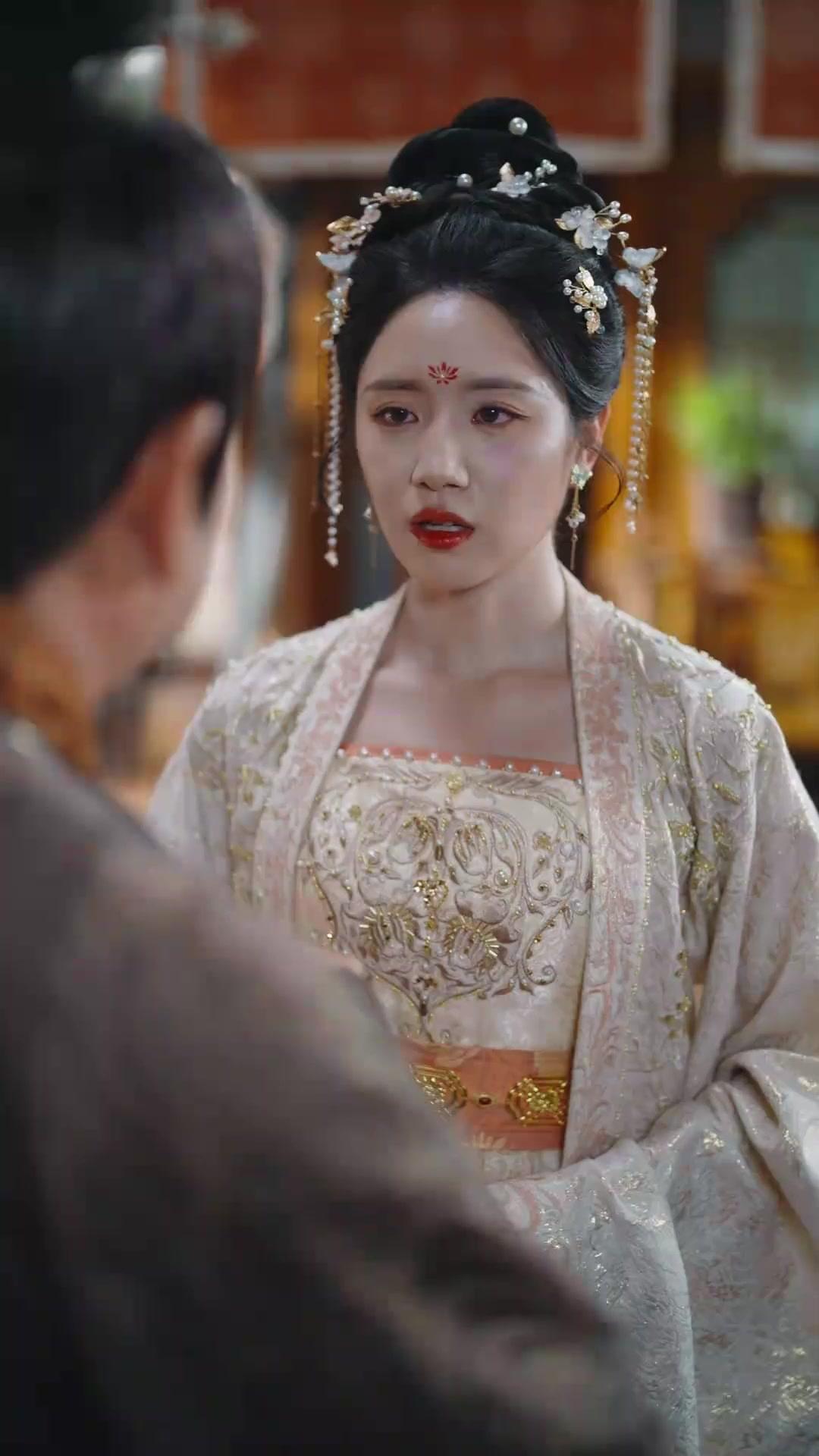 แค้นนางพญาทะลุฟ้า