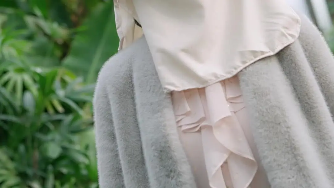 Giấc Mộng Hào Môn: Chiếc Mũ Trắng Và Nỗi Đau Bị Che Giấu