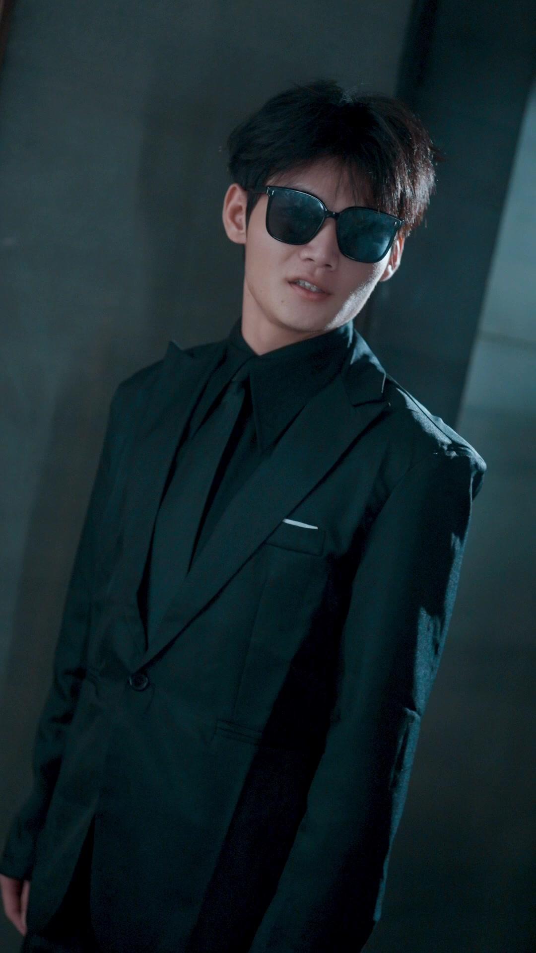 Pacarku Berbulu dan Manis