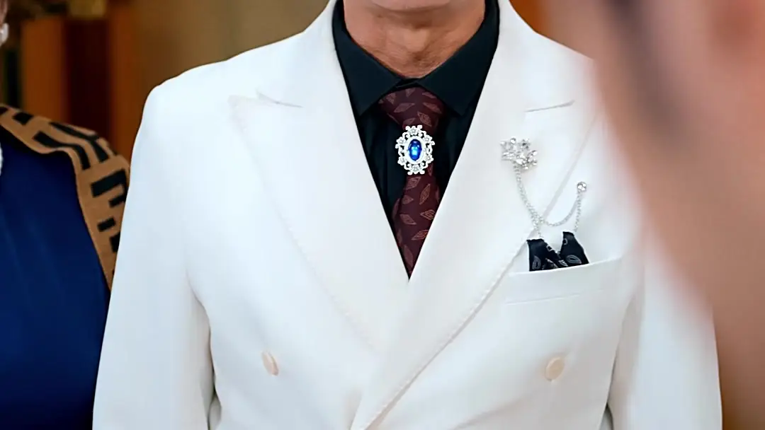 When Jewelry Speaks Louder Than Words