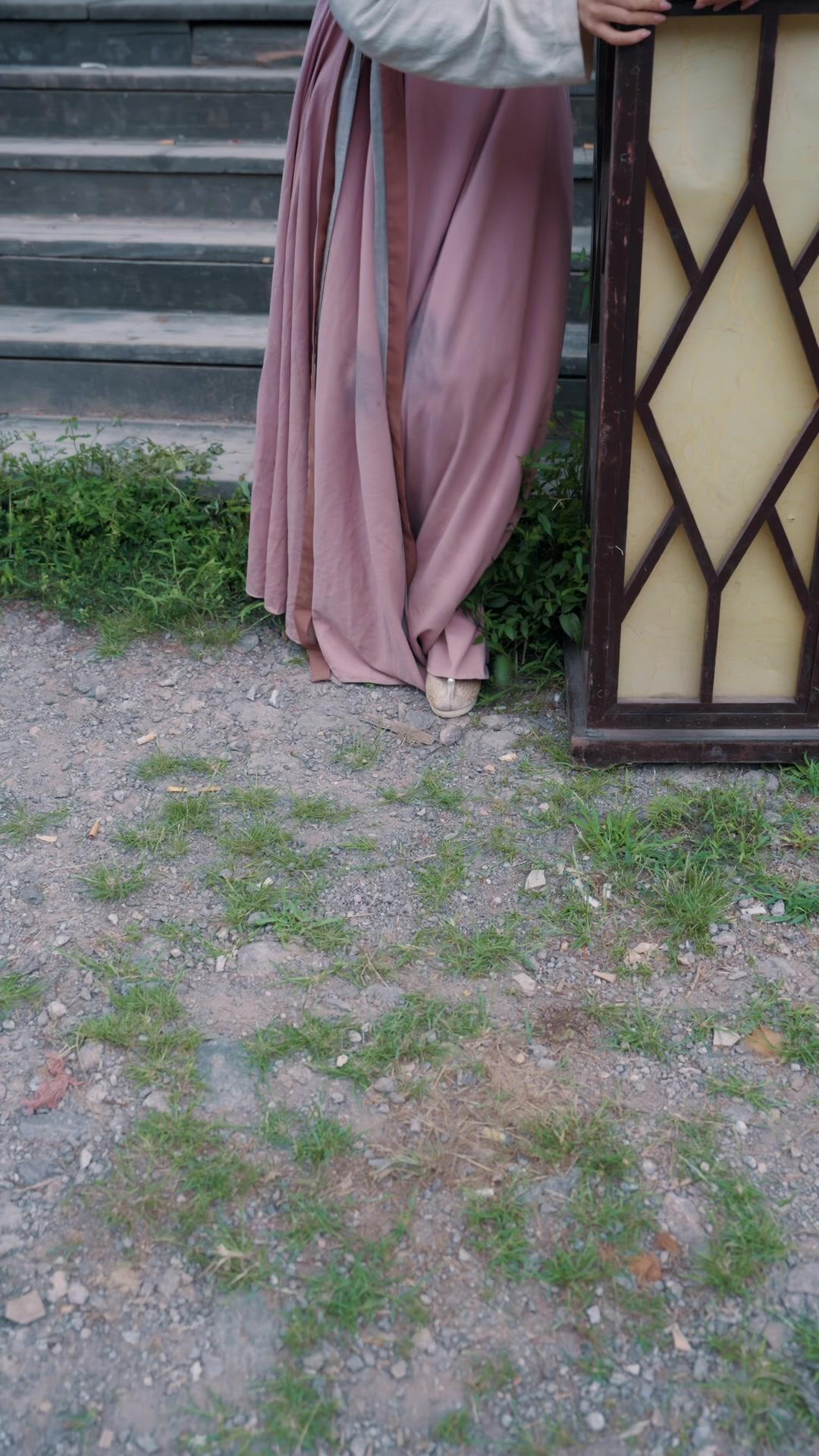 แปดปีใต้เงาสวรรค์