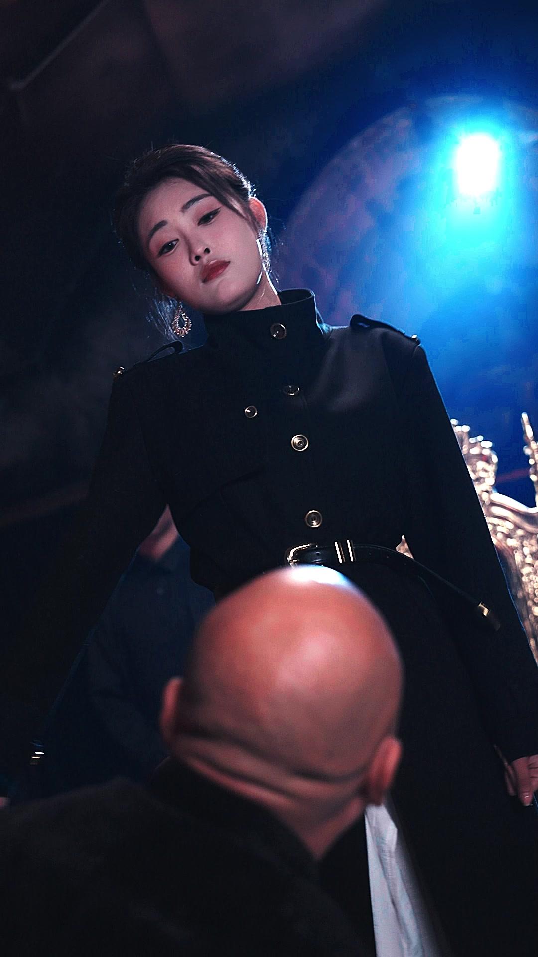 Mi reina, sin piedad e imbatible