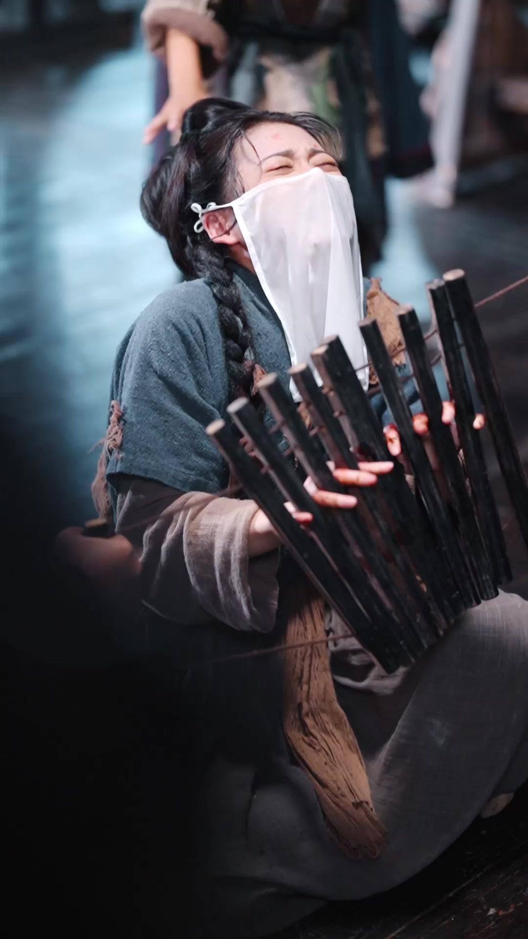 L'IMPÉRATRICE DES FLEURS FANÉES