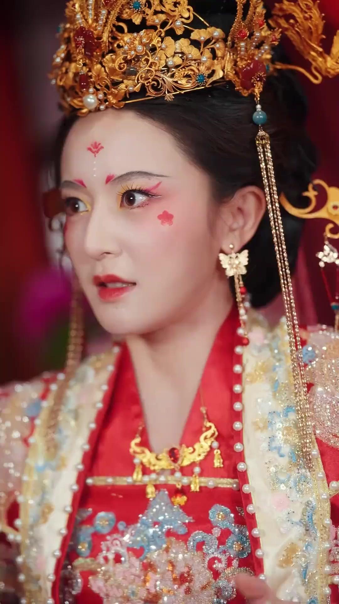 （國語）燕歸樓裡鳳還巢