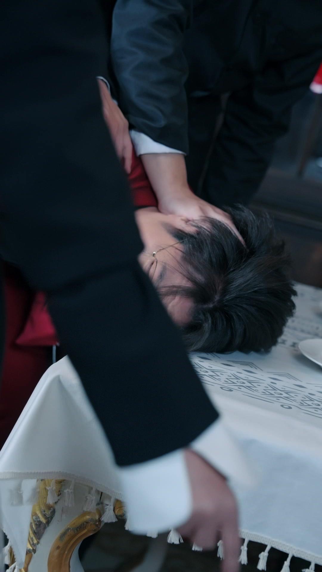 誰說玫瑰沒有槍