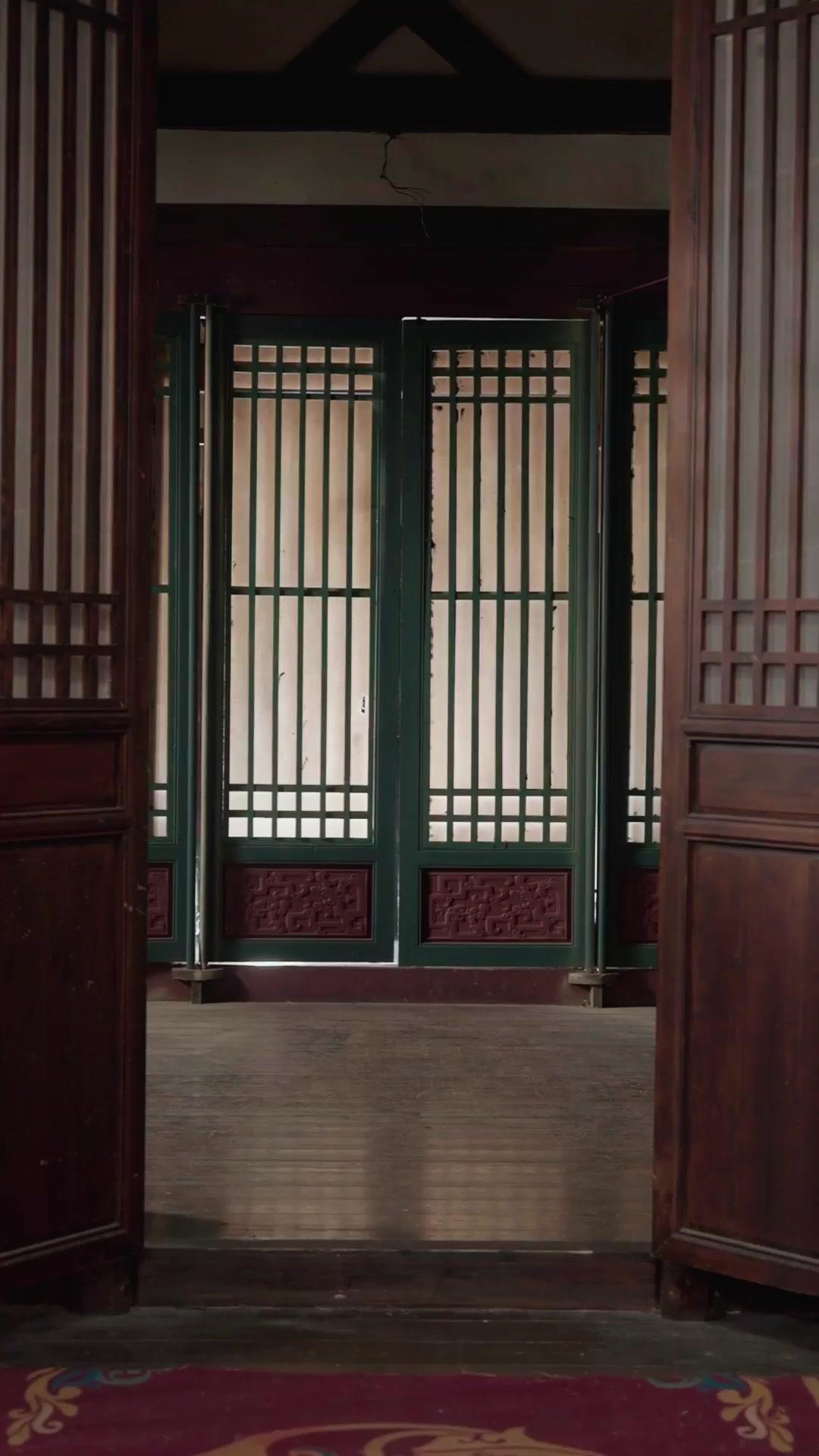 明月昭昭照念慈