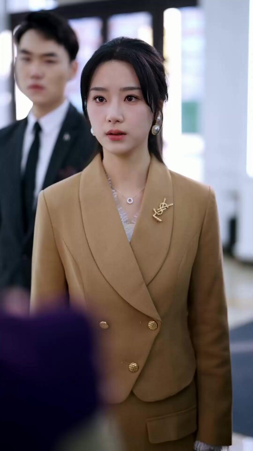 (Dubbed)Winter Romance at the Grand Hotel