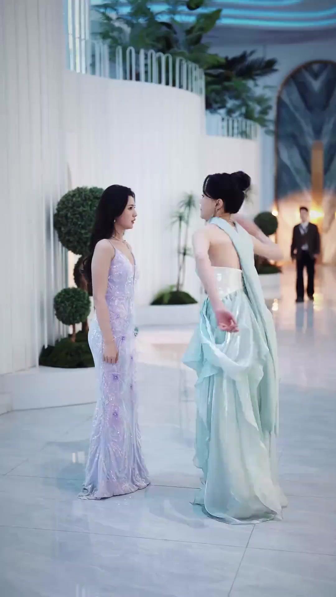 新婚夫婦の愛と野望の取引